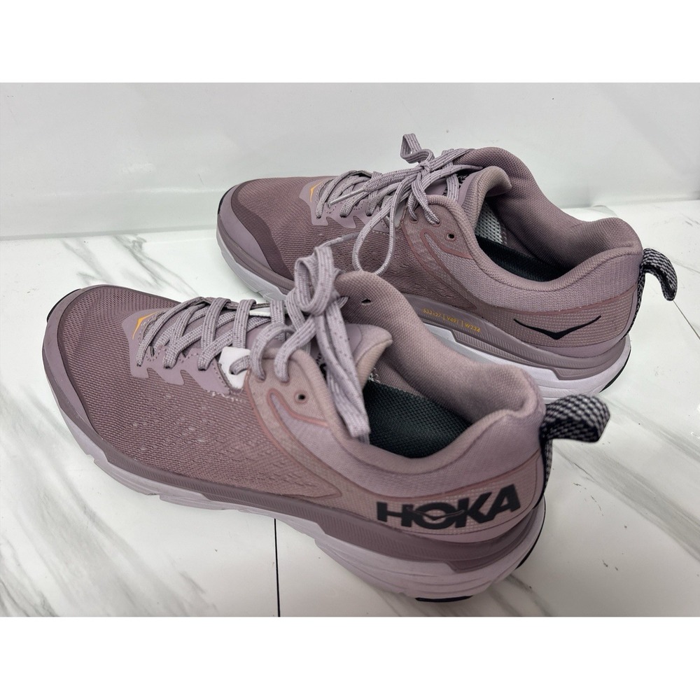 Hoka One One Challenger ATR 6 Purple Lavender Trail Running Shoes Women's Sz 9.5